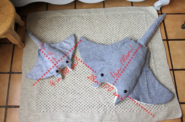 anuncio 3 Stingray soft toy, PDF Sewing directions, 2 sizes. From Beginners up, DIY baby gift, child room decor, nautical nursery, stuffed