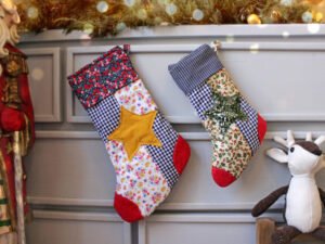 Patchwork Stocking PDF Sewing directions, 2 sizes, DIY, easy, quick to sew, rustic and beautiful Christmas decoration, digital manual