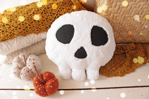 Halloween Skull Pillow Pattern – Easy DIY PDF Tutorial for Beginners, Set of 2 Spooky Cushions, Quick Sewing Project