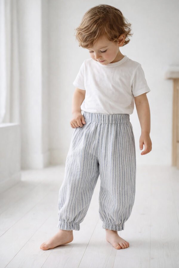 toddler con pantalon a rayas Baby Pants Sewing Pattern PDF, Easy Elastic Waist Pants, 6 Sizes 9 Months to 5 Years, Beginner Toddler Tutorial