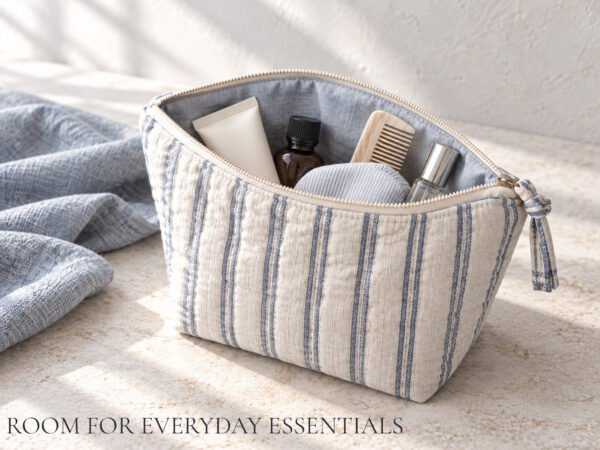 Quilted Toiletry Bag Sewing Pattern PDF | 4 Zipper Pouch Sizes